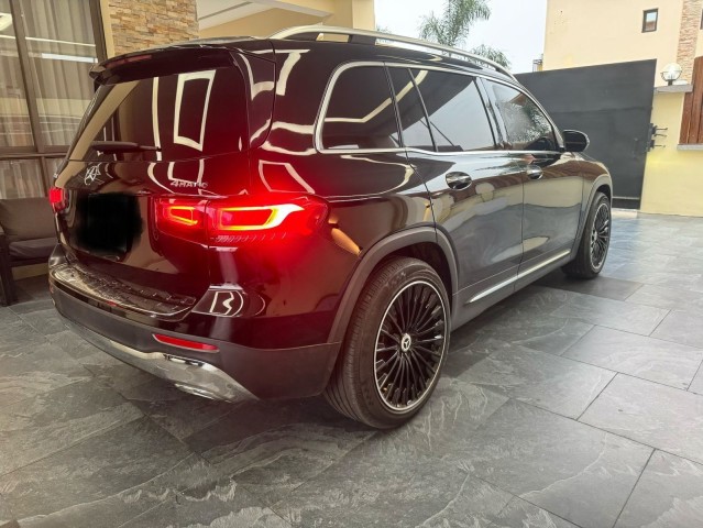 Venda MERCEDES-BENZ | GLB250 4MATIC