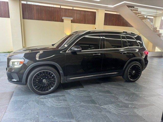 Venda MERCEDES-BENZ | GLB250 4MATIC