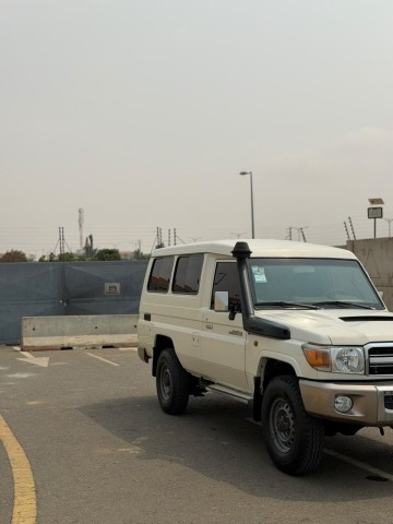 Venda TOYOTA LAND CRUISER | HZ (V8)
