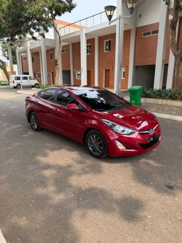 Venda HYUNDAI ELANTRA