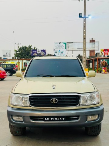 Venda TOYOTA LAND CRUISER V8 MATRICULA CT