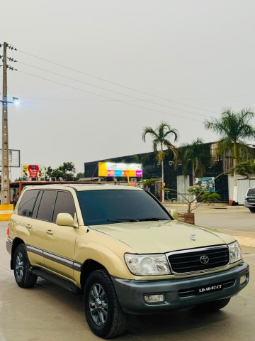 Venda TOYOTA LAND CRUISER V8 MATRICULA CT