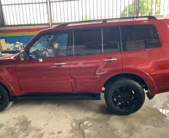 A venda MITSUBISHI PAJERO 2010 (GASOLINA) 160,000 KM