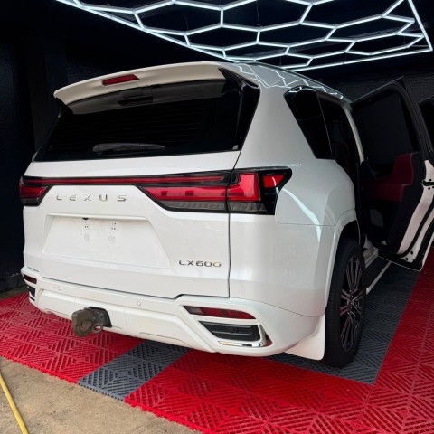 Venda LEXUS LX600 FULL OPTION