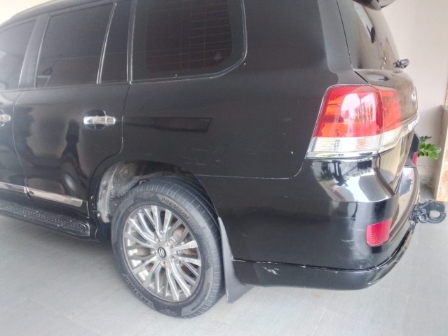 Venda TOYOTA LAND CRUISER GX.R V8 ACTUALIZADO