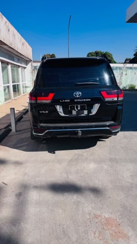 Venda TOYOTA LAND CRUISER VX.S-V8