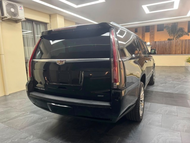 Venda CADILLAC ESCALADE