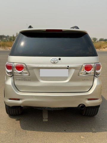 Venda TOYOTA FORTUNER SR5