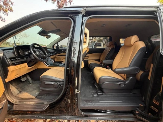 Venda KIA CARNIVAL