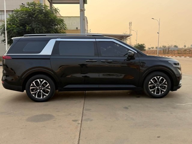 Venda KIA CARNIVAL