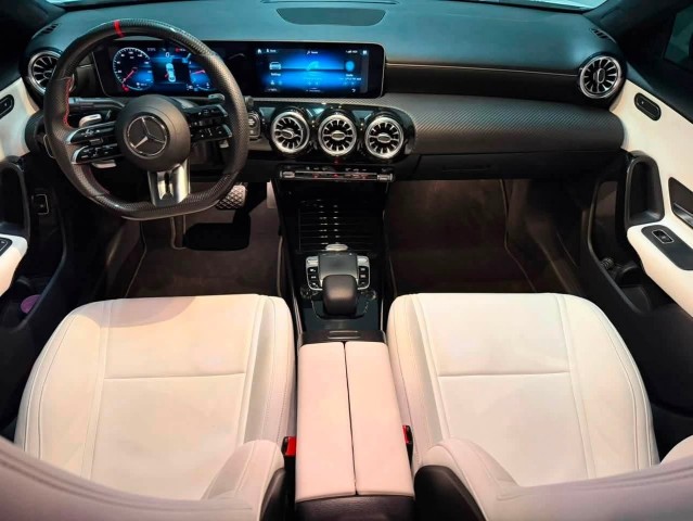Venda MERCEDES BENZ | CLA 45 - AMG