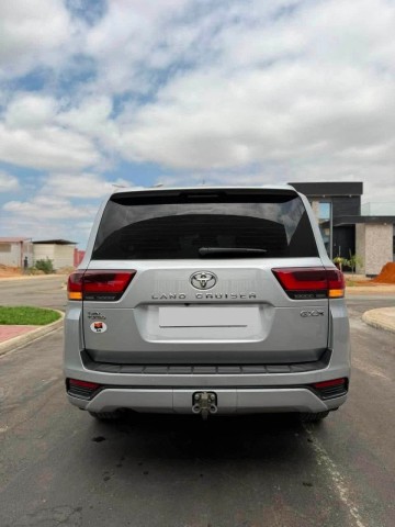 Venda TOYOTA LAND CRUISER | GXR | TWIN TURBO