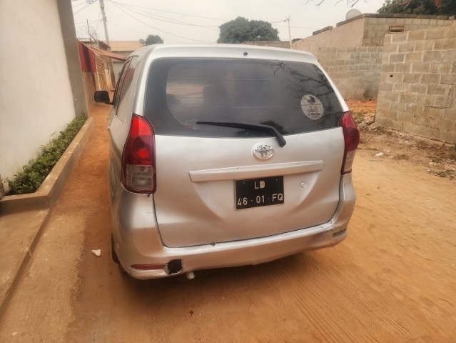 Venda Toyota avanza