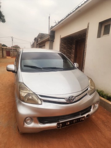 Venda Toyota avanza