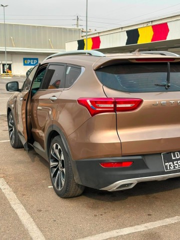 Venda JETOUR X70 | 240T