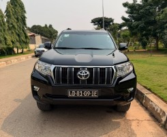 A venda TOYOTA LAND CRUISER | PRADO TXL - 70th Anniversary