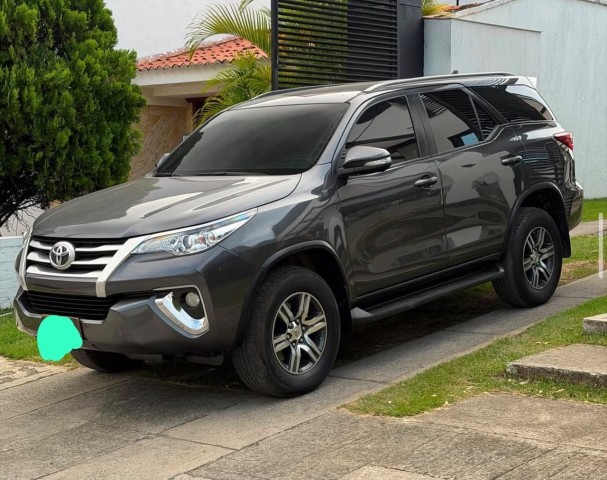 Venda TOYOTA FORTUNER