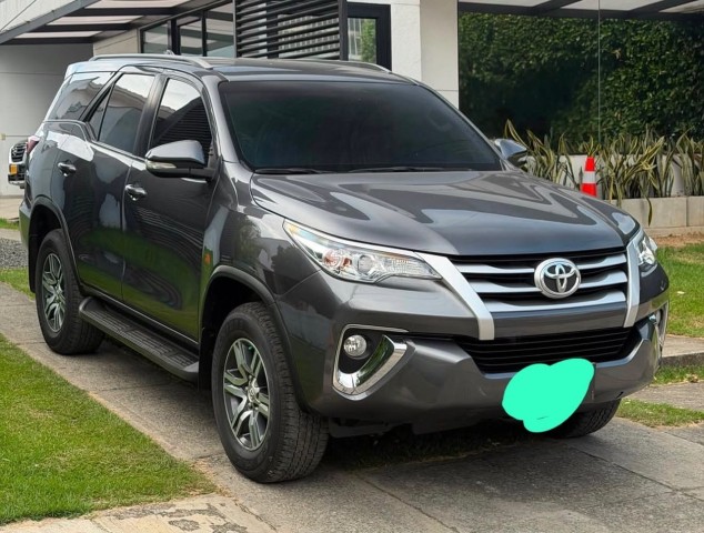 Venda TOYOTA FORTUNER