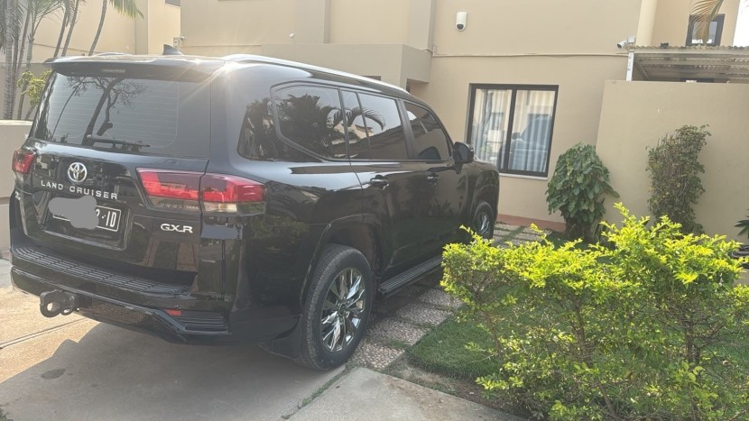 Venda TOYOTA LAND CRUISER | GXR - TWIN TURBO