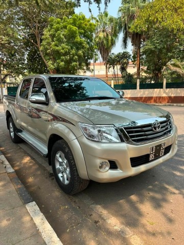 Venda TOYOTA HILUX
