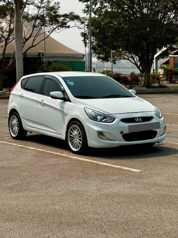 Venda HYUNDAI ACCENT