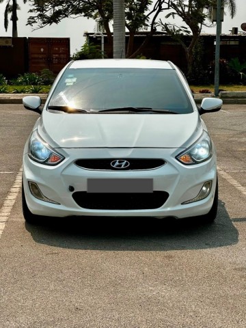 Venda HYUNDAI ACCENT