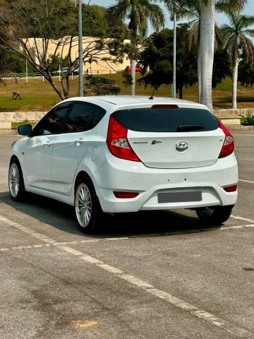 Venda HYUNDAI ACCENT