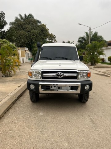 Venda TOYOTA LAND CRUISER | HZ