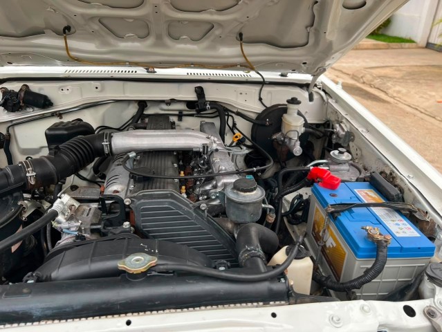 Venda TOYOTA LAND CRUISER | HZ
