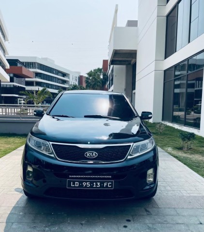 Venda KIA SORENTO 4CC MATRICULA SÉRIE F