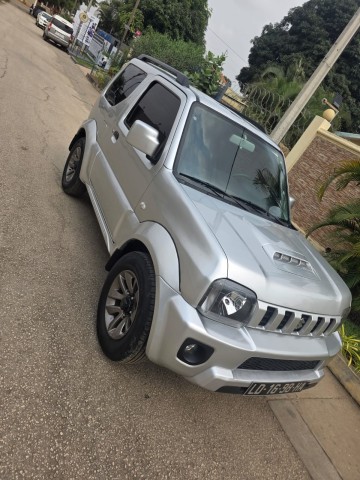 Venda SUZUKI JIMNY COM RESPIRADOR MATRÍCULA SÉRIE HA