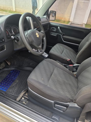 Venda SUZUKI JIMNY COM RESPIRADOR MATRÍCULA SÉRIE HA