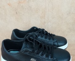 A venda Tênis Carnaby Lacoste tamanho 44