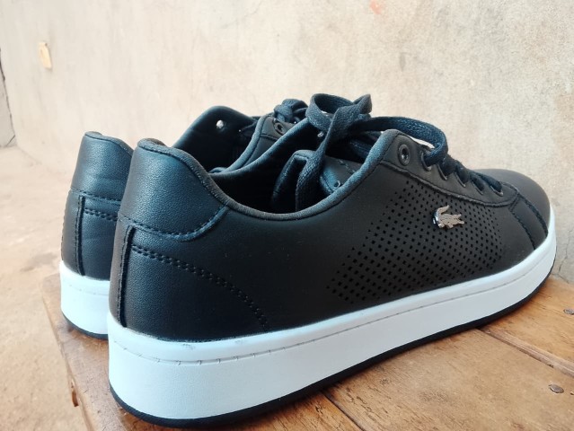 Venda Tênis Carnaby Lacoste tamanho 44