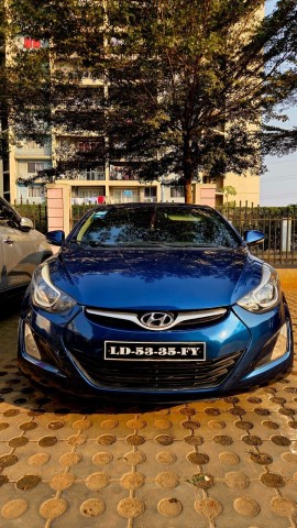 Venda HYUNDAI ELANTRA