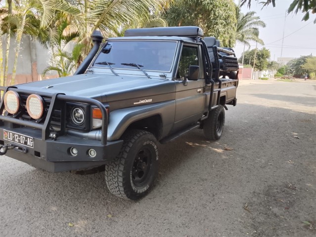 Venda TOYOTA LAND CRUISER | HZ