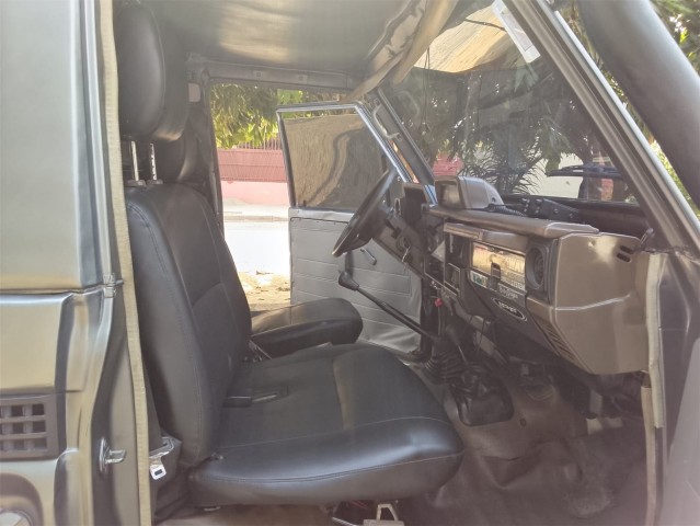Venda TOYOTA LAND CRUISER | HZ
