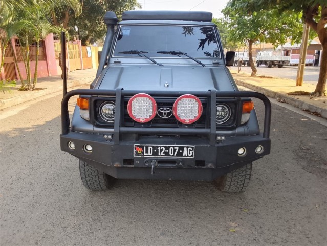 Venda TOYOTA LAND CRUISER | HZ