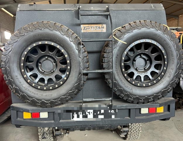 Venda TOYOTA LAND CRUISER | HZ CABINE DUPLA (V8)