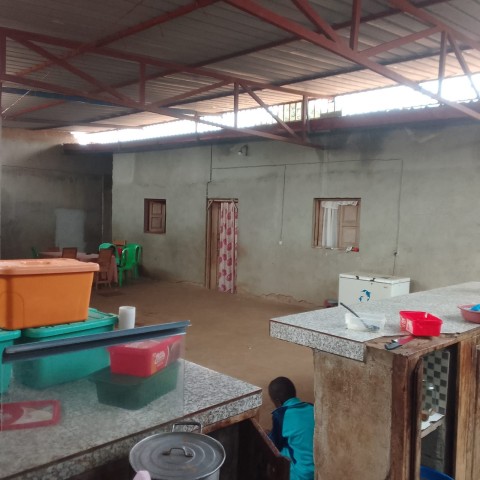 Venda OPORTUNIDADE DE CASA EM VIANA NO KM-30