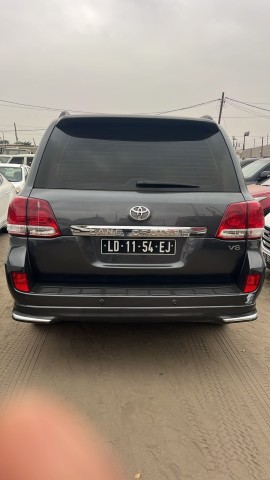 Venda TOYOTA LAND CRUISER (GXR)