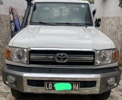 A venda TOYOTA LAND CRUISER | HZ CABINE SIMPLES