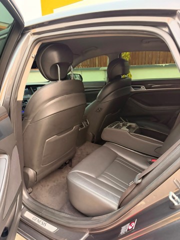 Venda Hyundai Genesis