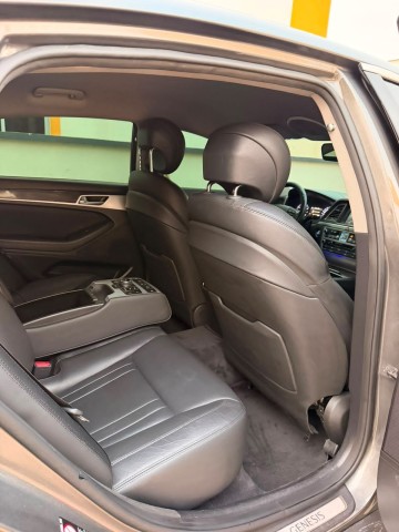 Venda Hyundai Genesis