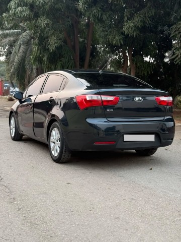 Venda Kia Rio de Mala Full Option