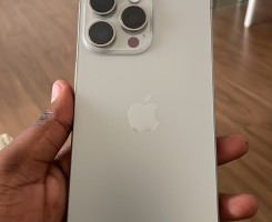 A venda IPhone 15 Pro Max
