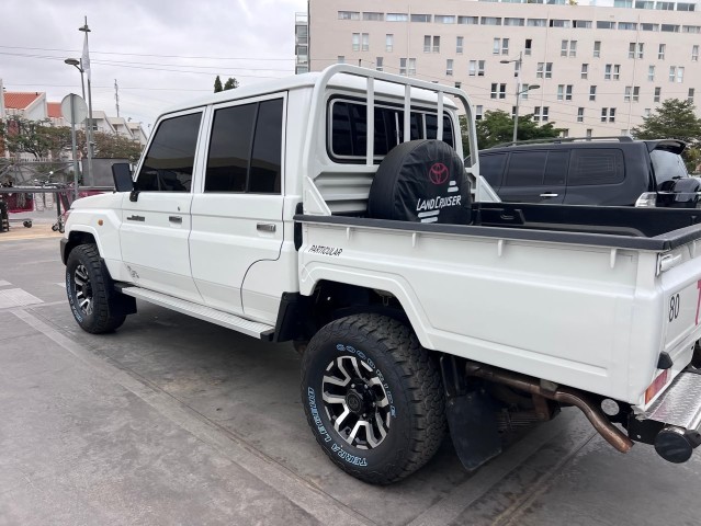 Venda TOYOTA LAND CRUISER | HZ (CABINE DUPLA)
