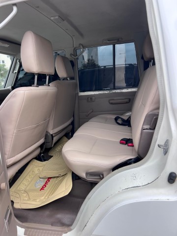 Venda TOYOTA LAND CRUISER | HZ (CABINE DUPLA)