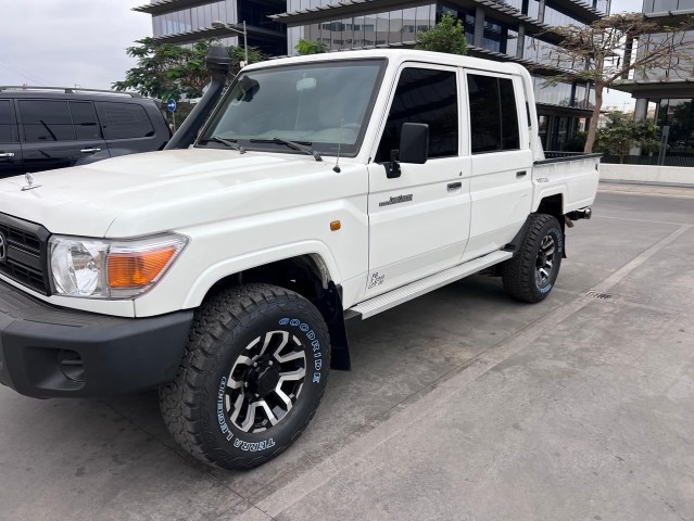 Venda TOYOTA LAND CRUISER | HZ (CABINE DUPLA)