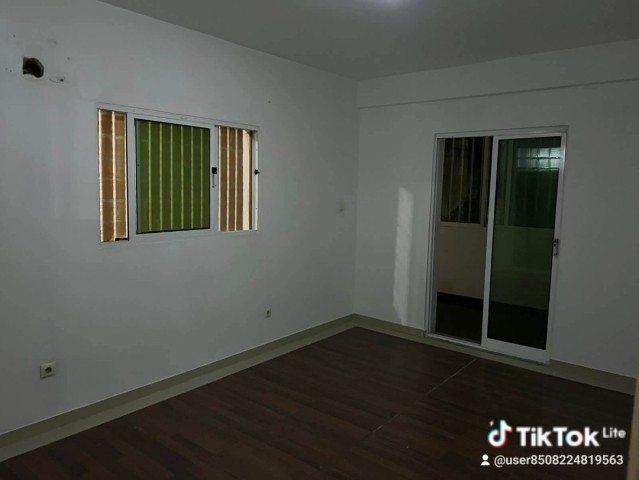 Venda Vende-se V7